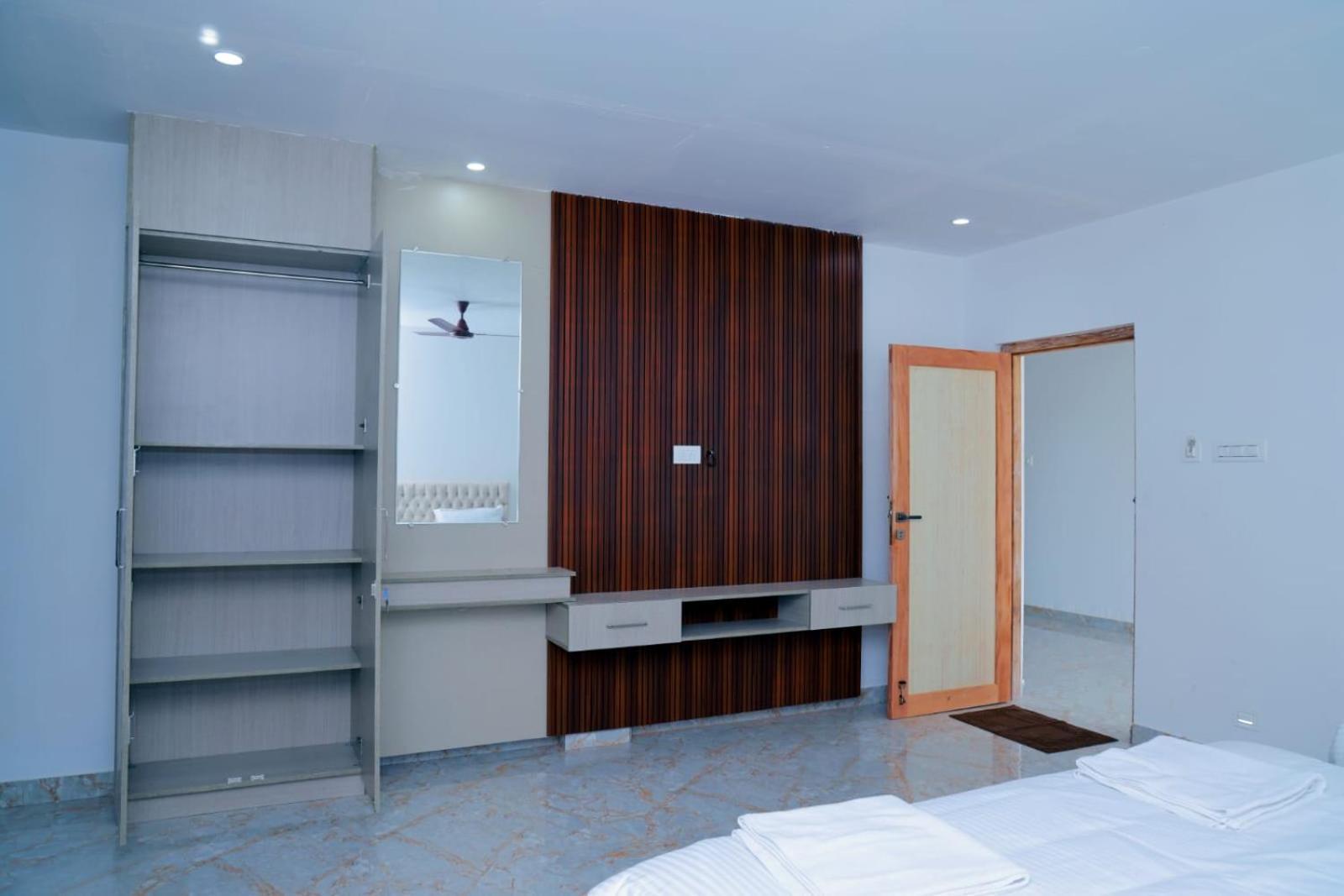 Grand Sangeetham Inn Tiruchchendūr Eksteriør bilde