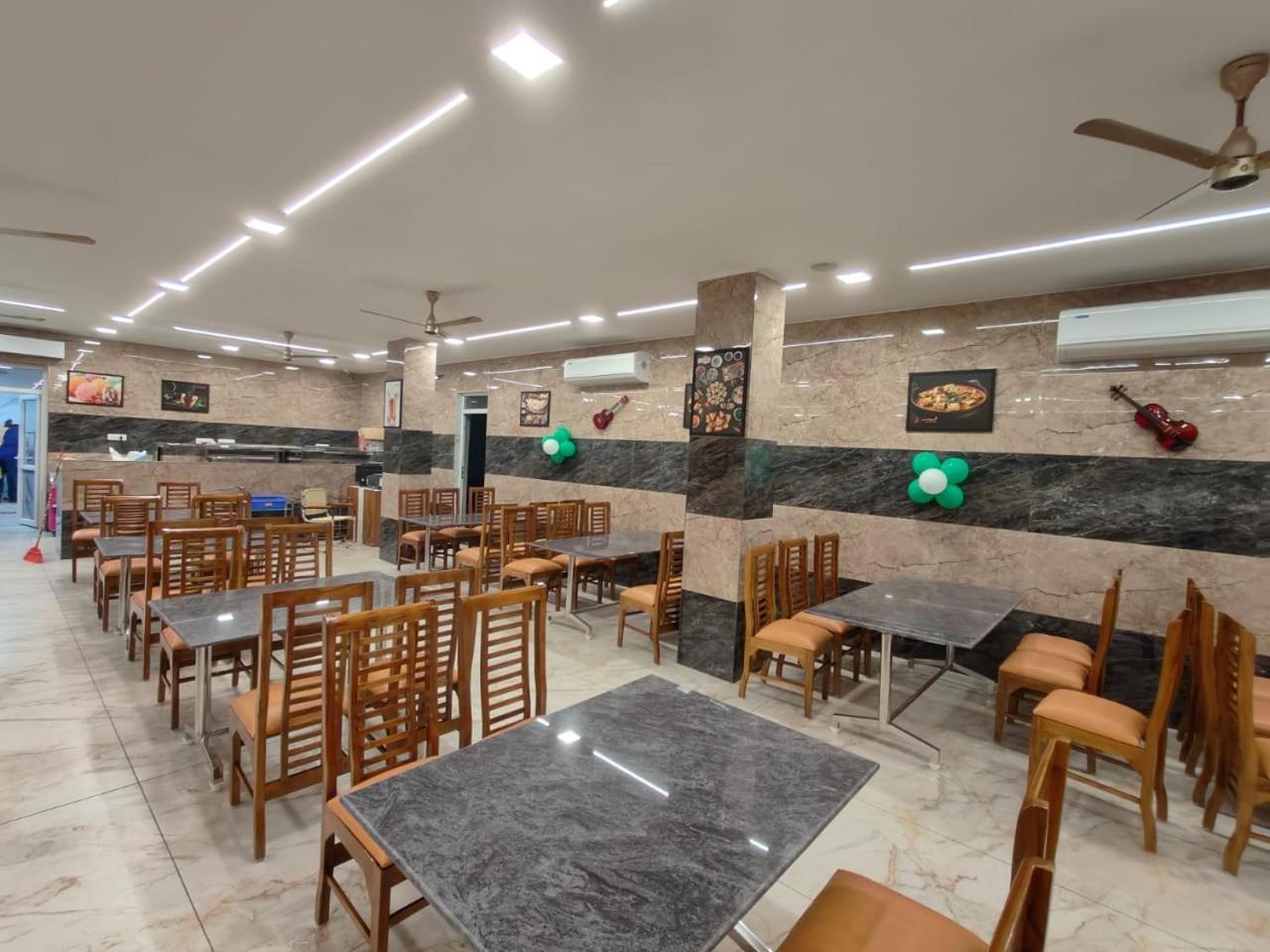 Grand Sangeetham Inn Tiruchchendūr Eksteriør bilde